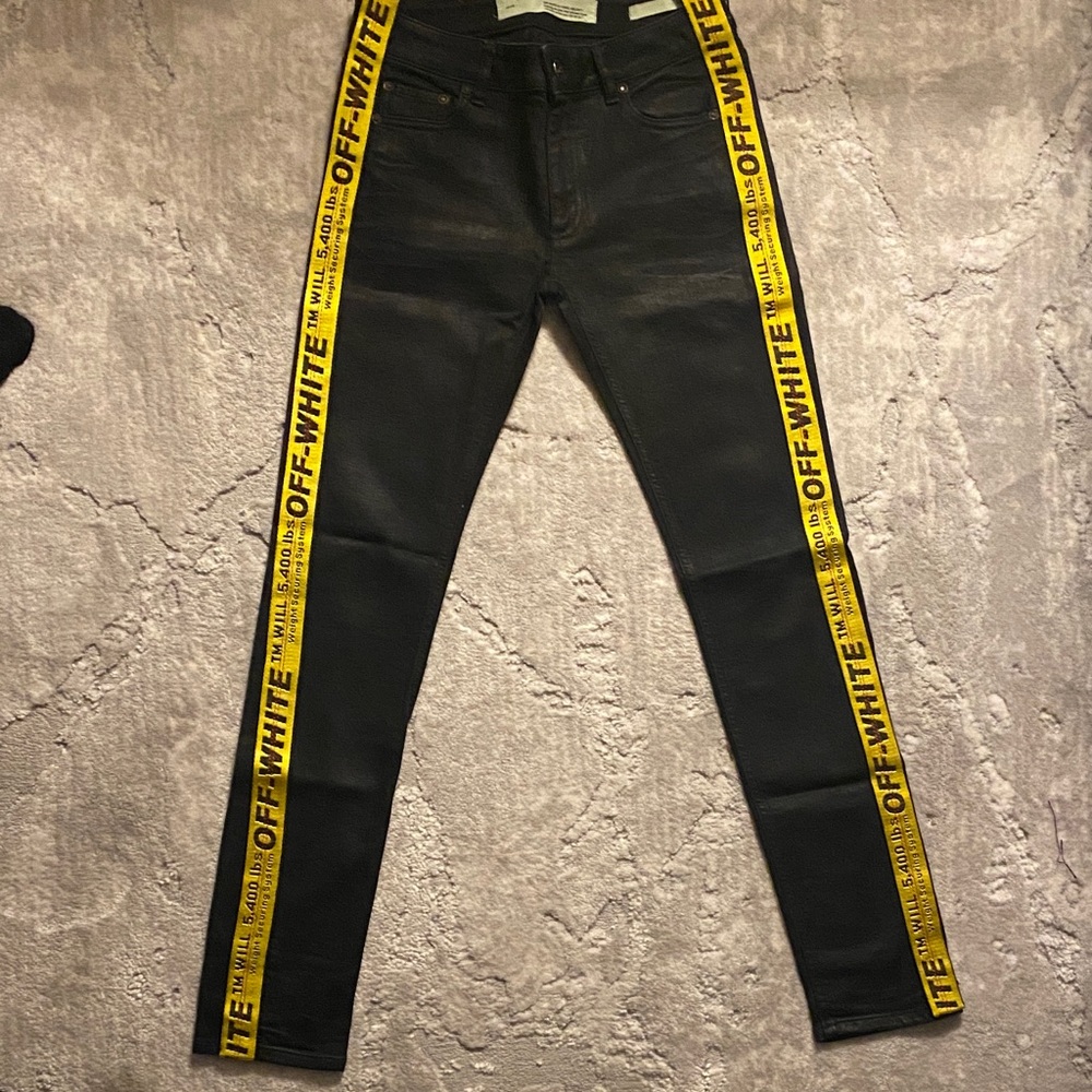 Off-White Skinny Jeans with Yellow Industrial Stripe